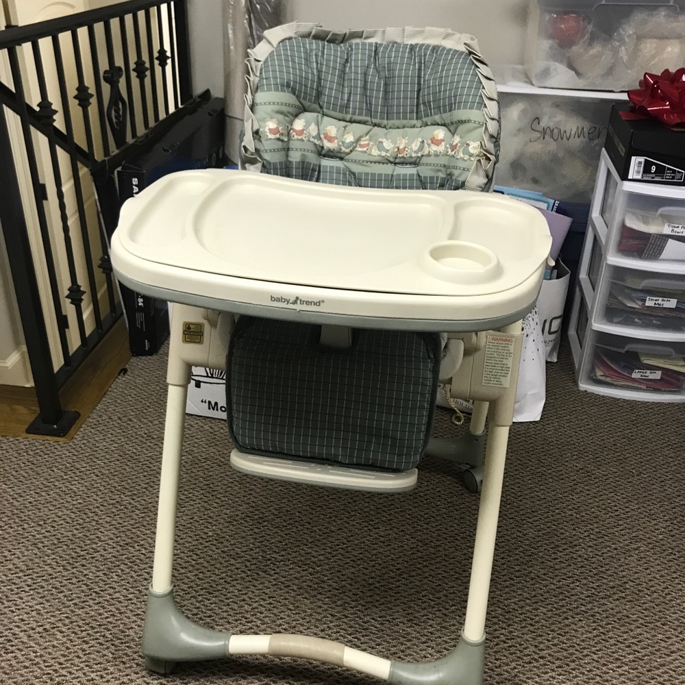 High chair for babies and toddlers